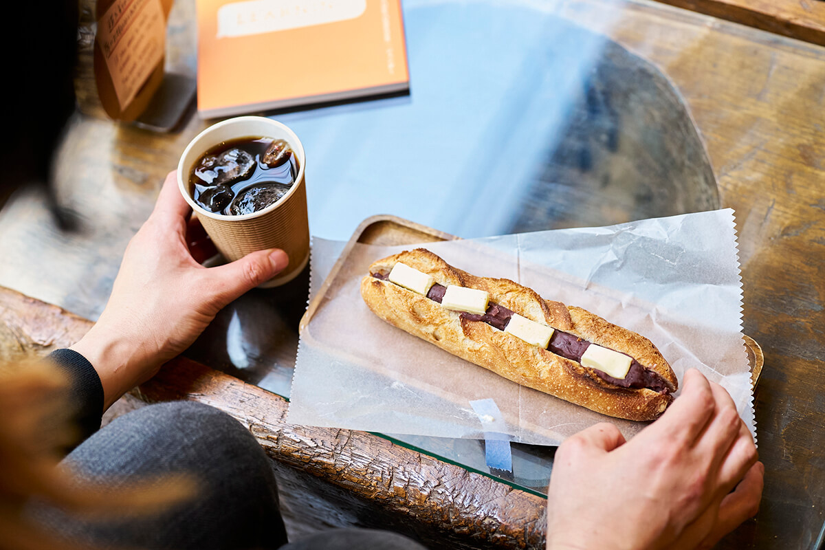 「アイスコーヒー」600円、「あんバター」350円