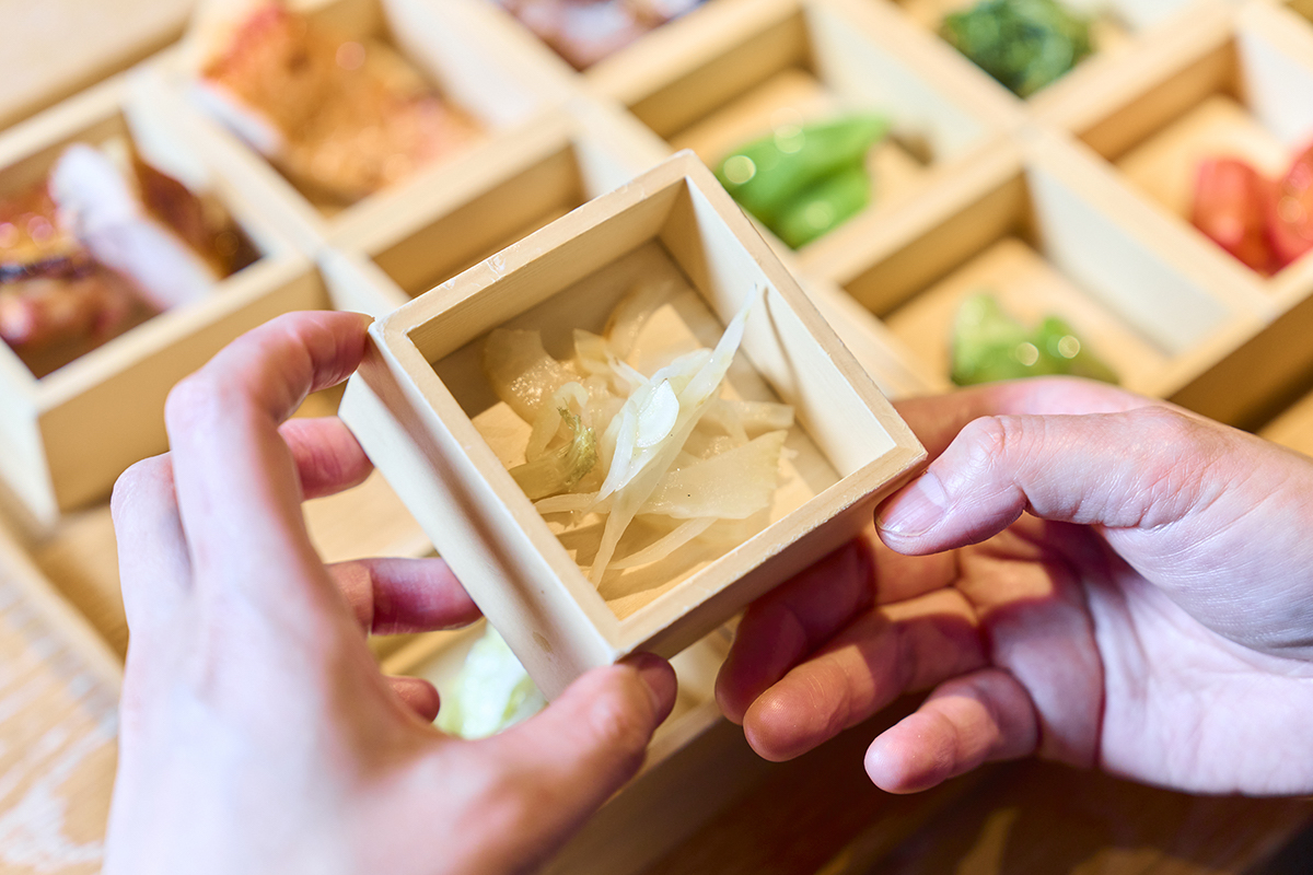 「ういきょう甘酢」。甘酸っぱい味わい