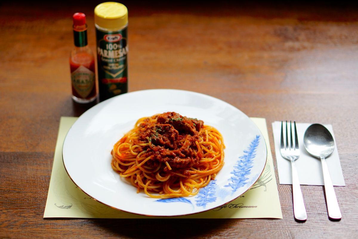 「ボロネーゼ牛の赤ワイン煮添え」1600円