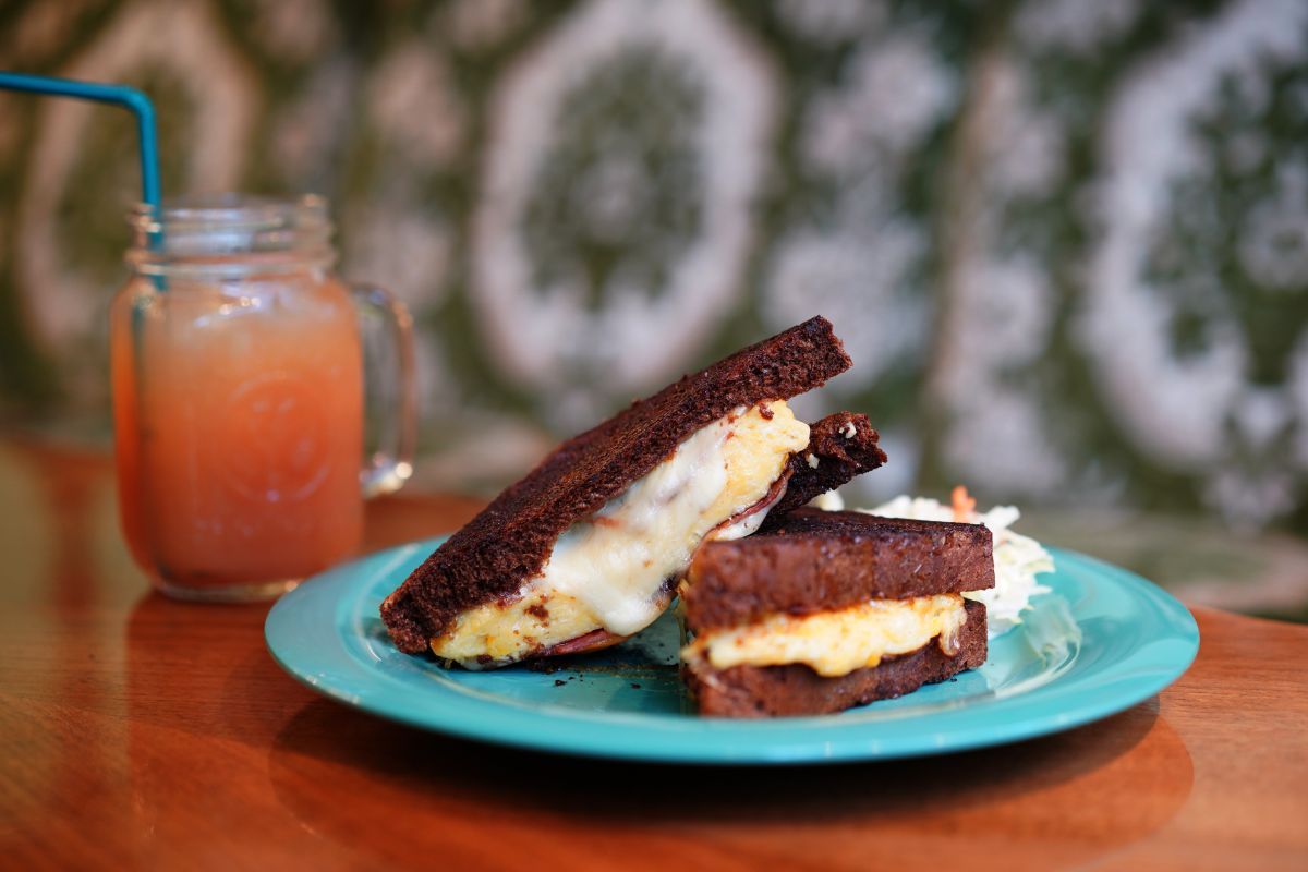 「エグチ」1400円（「グアバジュース」+200円）