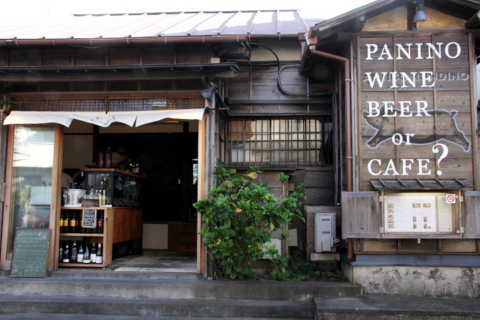 築100年の古民家を改装したカフェ＆ワインバー