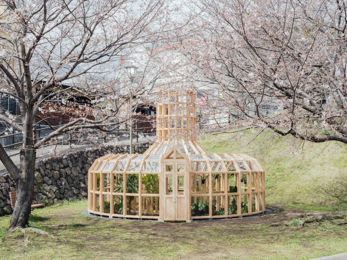 栗林 隆《植物元気炉》（2024）　撮影：山中慎太郎(Qsyum!) ©︎混浴温泉世界実行委員会