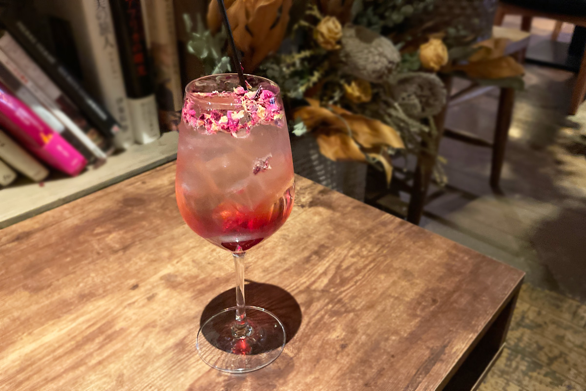 「コーディアルシロップ（ローズレットペタル）」880円