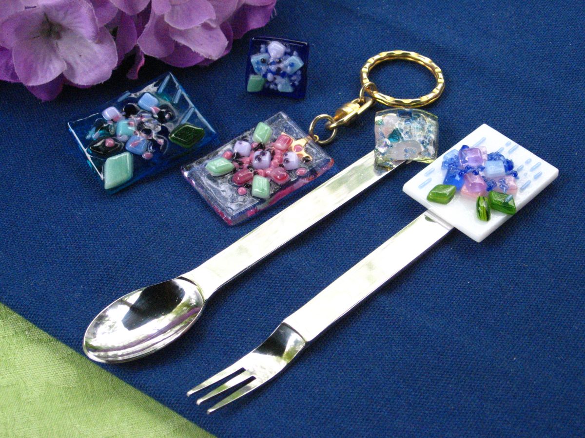 「フュージング体験」2000円〜／@箱根ガラスの森美術館