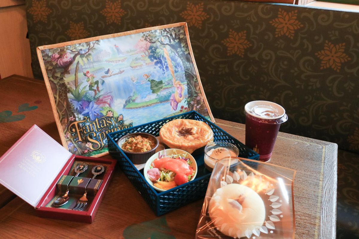 写真は牛肉の煮込み