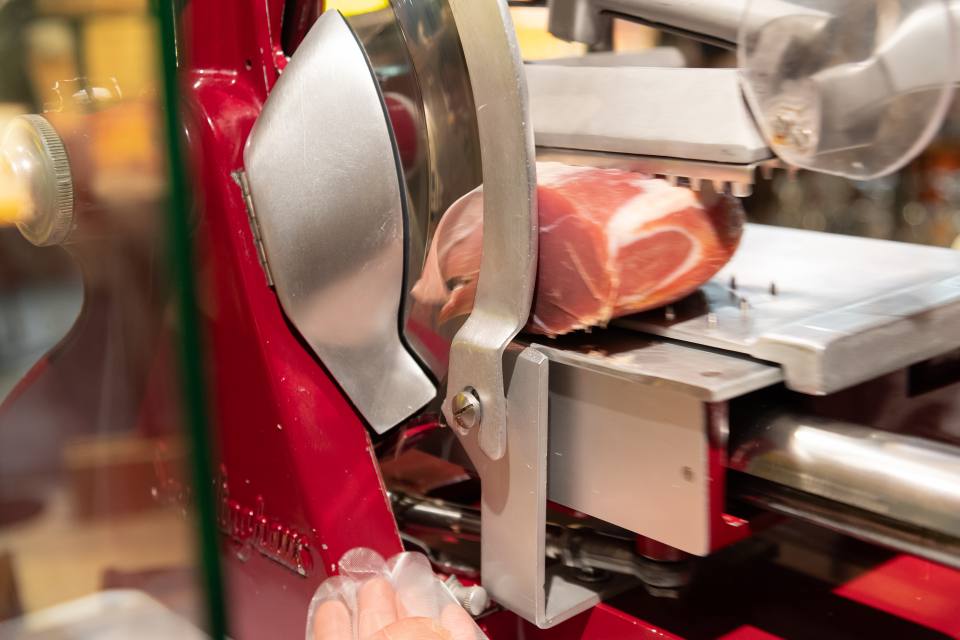 キッチン&マーケット ルクア大阪店