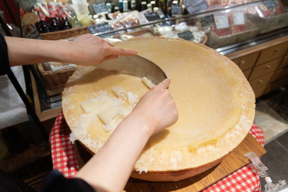 キッチン&マーケット ルクア大阪店