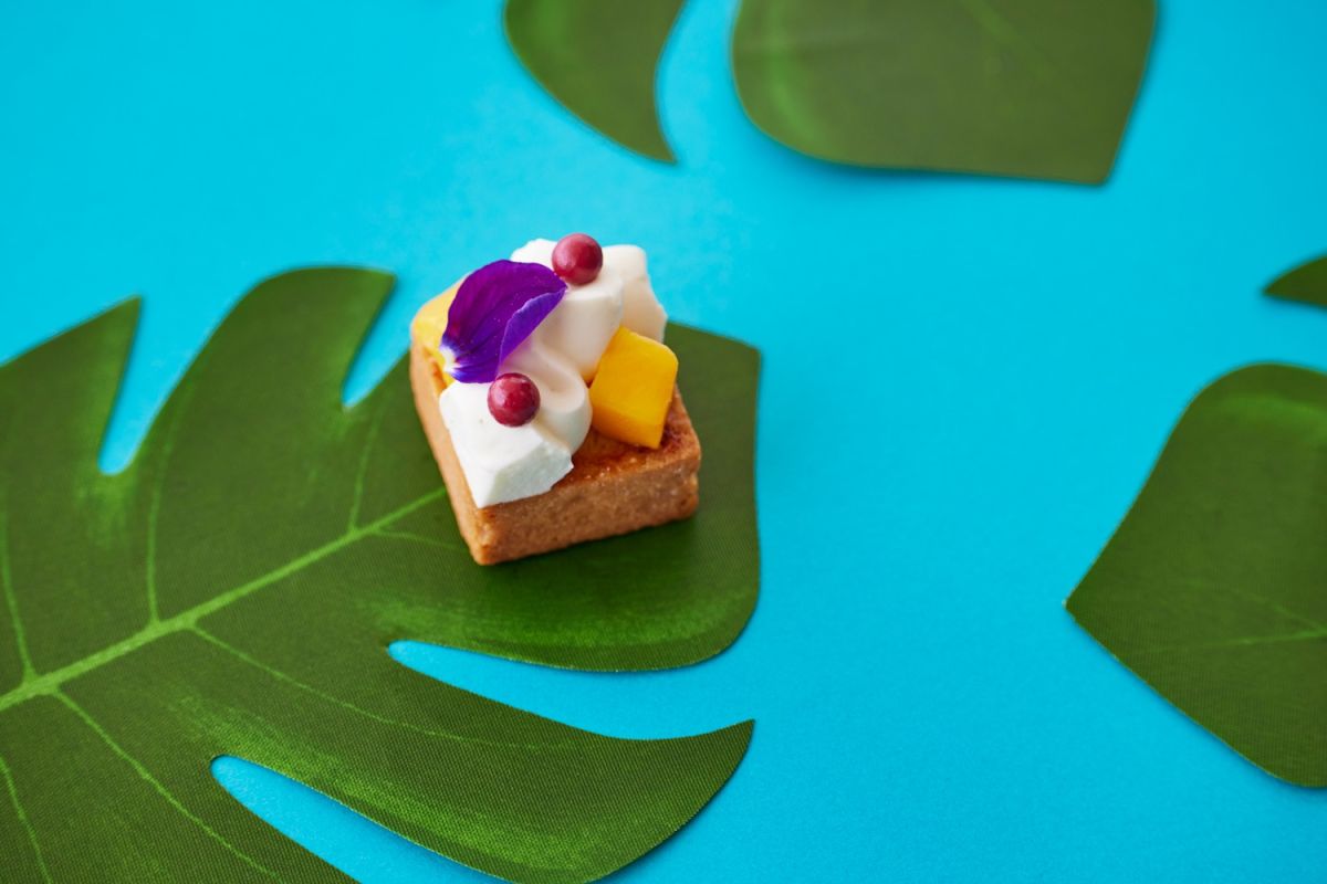 マンゴー＆ライムタルト