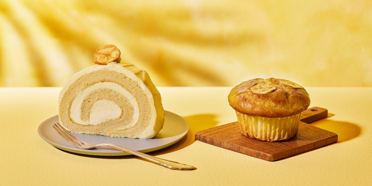 【スタバ新作・2024】植物由来の体にやさしい味わい！　プラントベースのスイーツやフードが5月29日より拡大。「バナナの米粉マフィン」をはじめ、ベーグルサンドやトルティーヤはランチやコーヒータイムにおすすめ♪