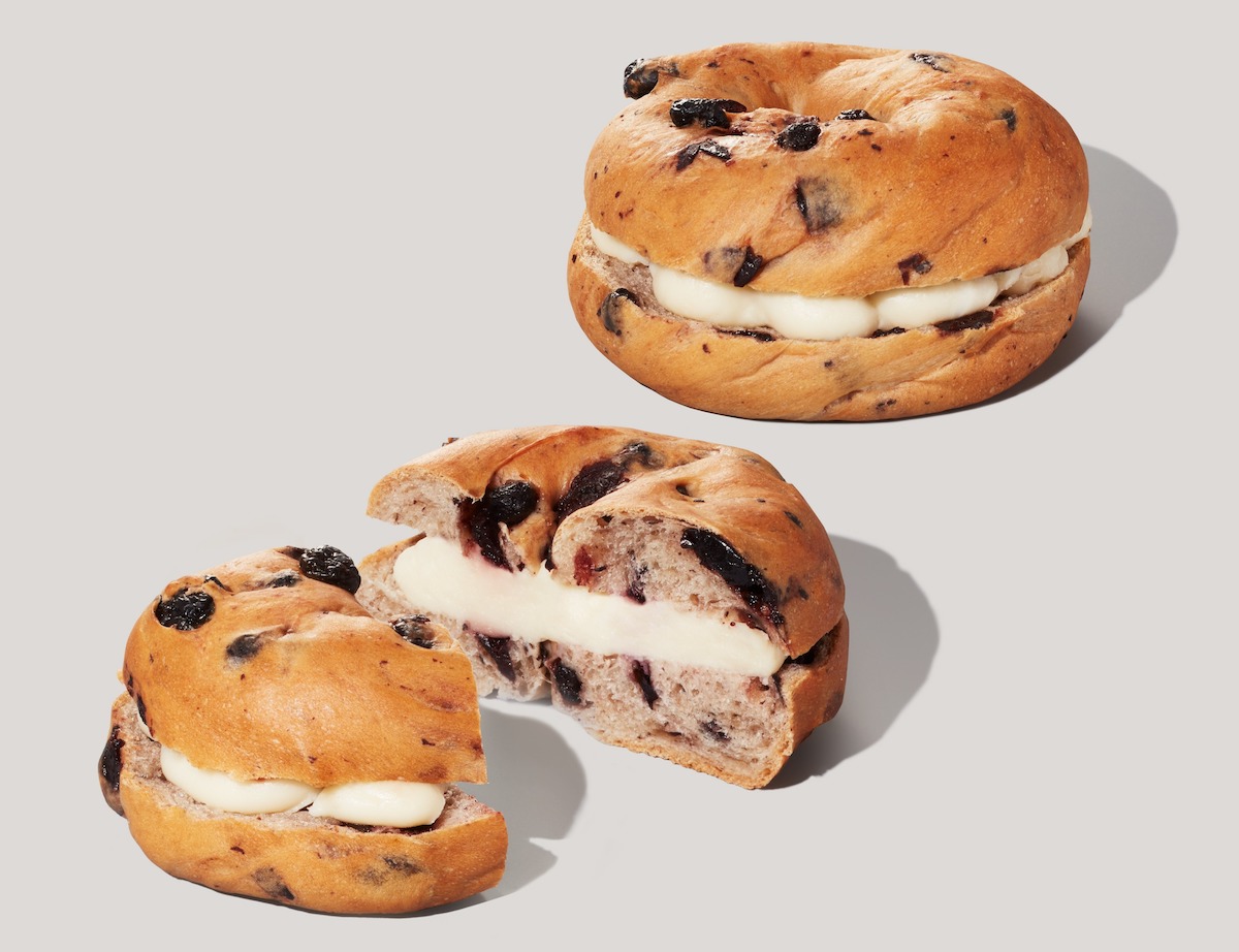 「ブルーベリー ベーグルサンド」390円