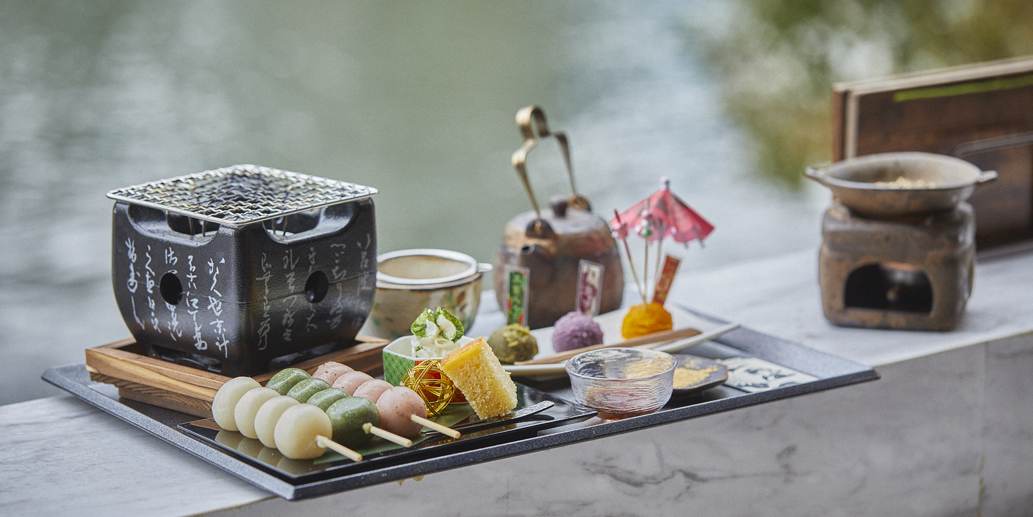 「おまかせ団子セット」2000円 日替わりの伊勢茶(もしくはコーヒー、ジュース)付き