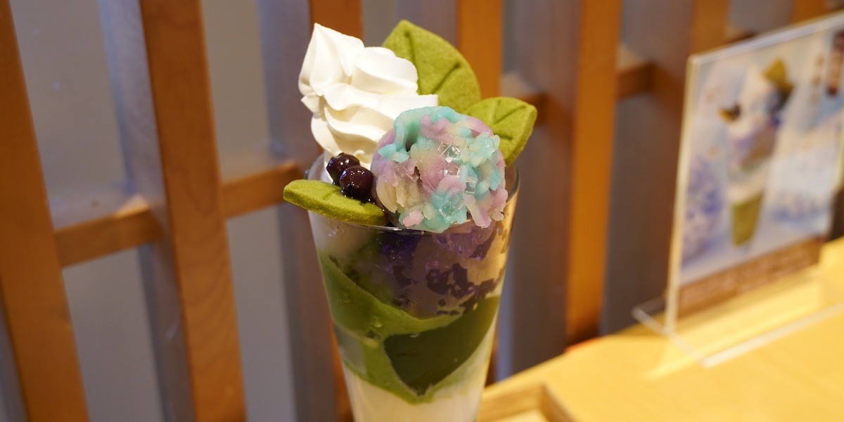 【京都】「伊藤久右衛門 祇園四条店茶房」の抹茶スイーツやアジサイパフェなど季節限定メニューをチェック