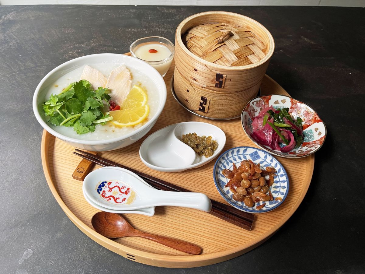 「Bセット（鶏レモン粥）」2030円