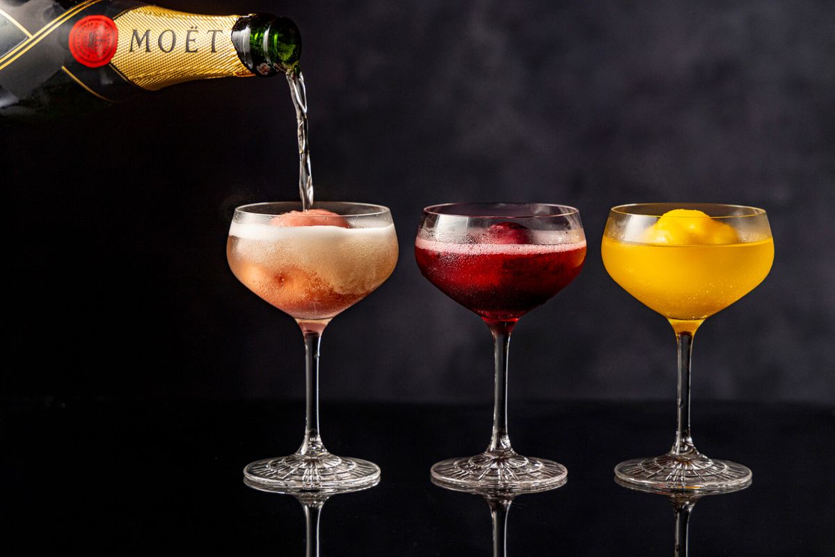 モエ エ シャンドン フローズンカクテル(左からベリーニ  キールロワイヤル ミモザ) 
