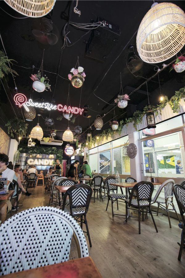 キャンディ・カフェ