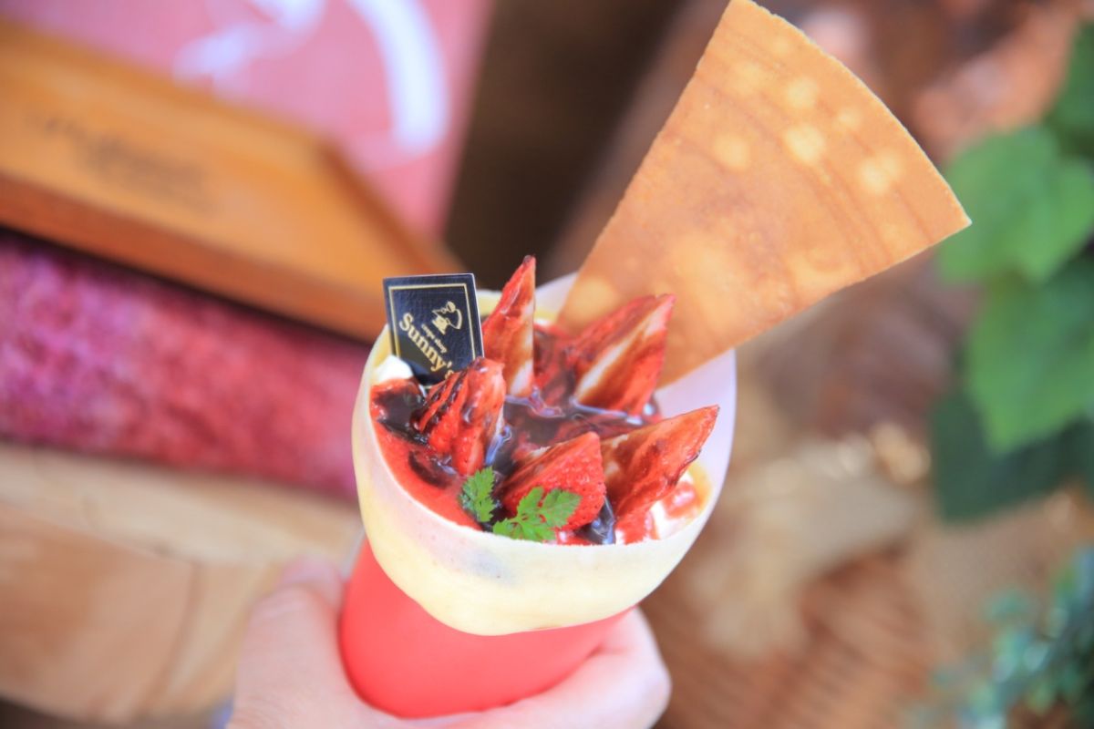 「crepe shop sunny's（クレープショップ サニーズ）佐賀店」のクレープは10種類以上あり500円～