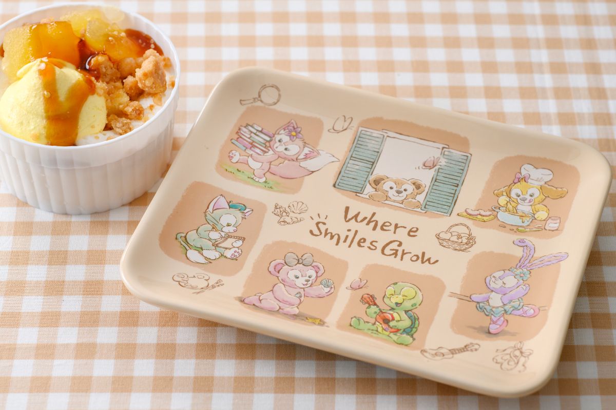 「アップルクランブルプリン」1個￥550　/　スーベニアプレート付き（プラス650円）