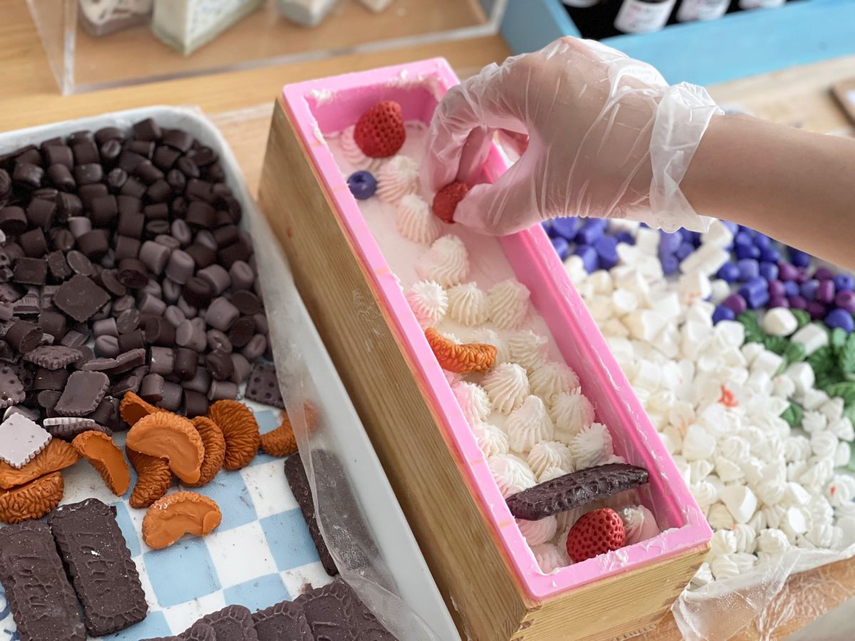 トッピング10個まで無料、追加5個で500円