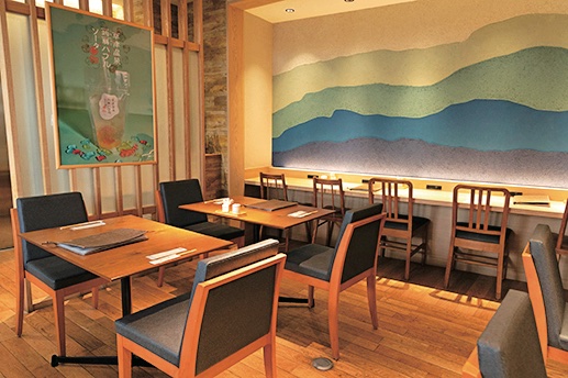 湯川テラス　店内　雰囲気