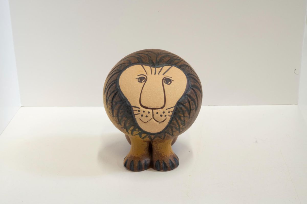 ライオン（中）610Sek. 