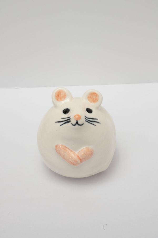 ピンクのネズミ　675Sek.