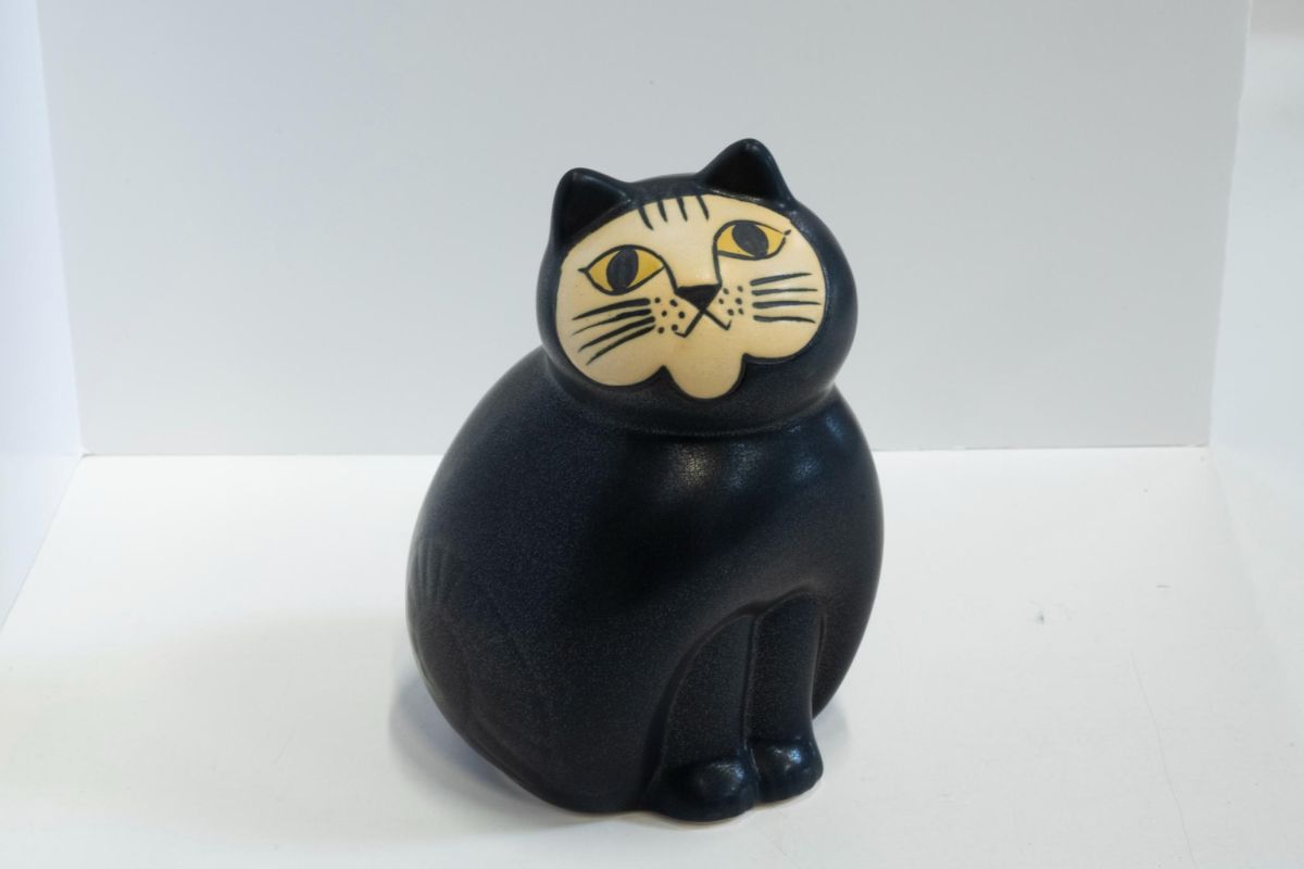 黒猫（Mia）中サイズ　1050Sek.