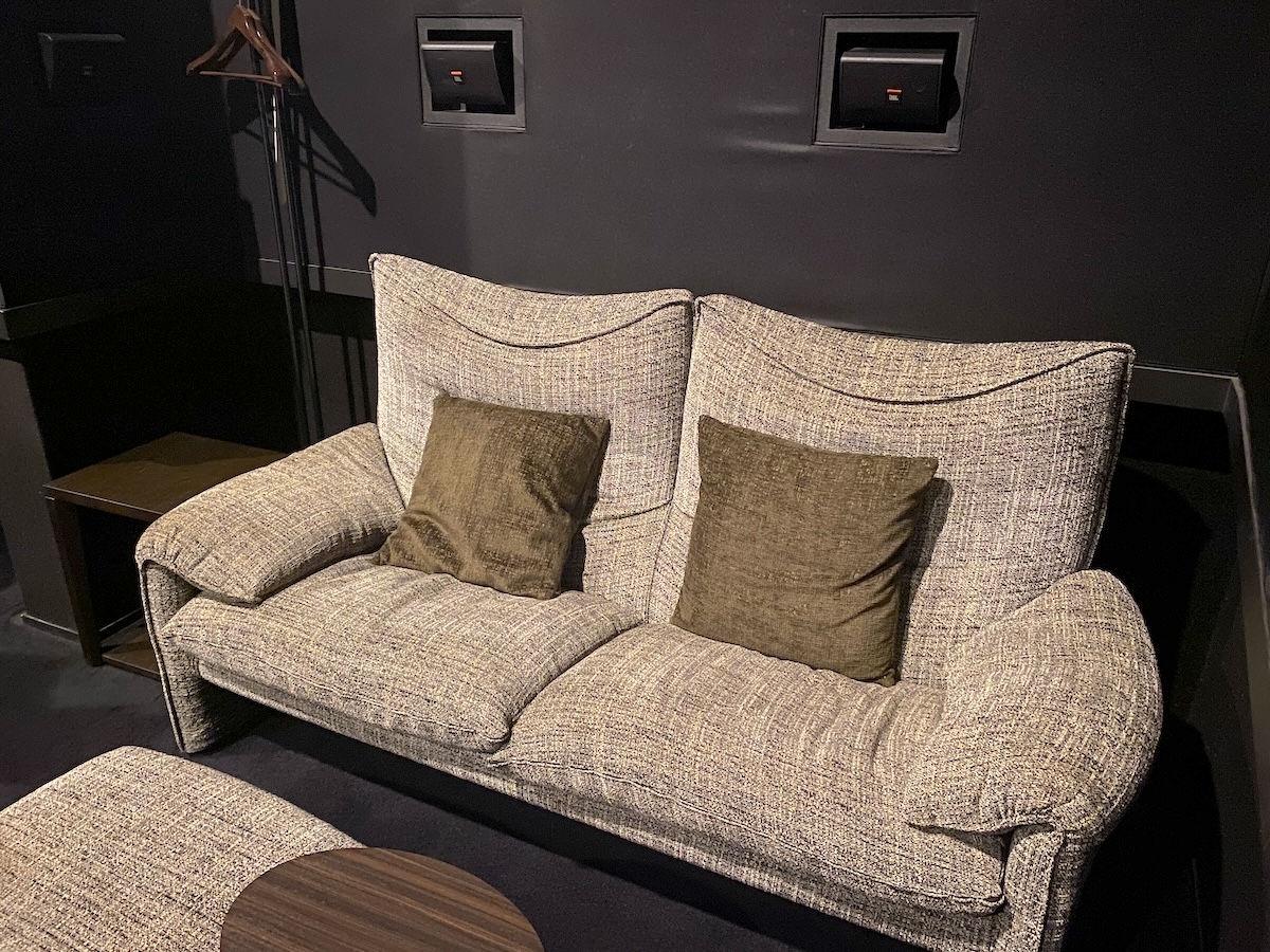 「プラチナルーム」