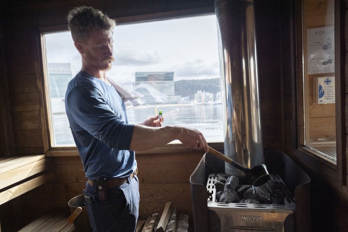 アロマロウリュ。この日の香りはベルガモット