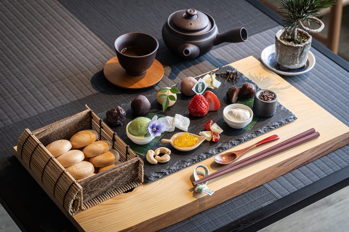 「太三郎最中 日本茶付」2900円