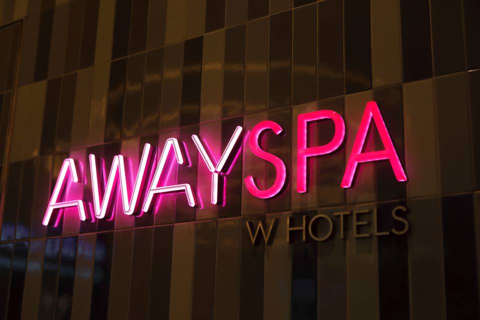 AWAY SPA