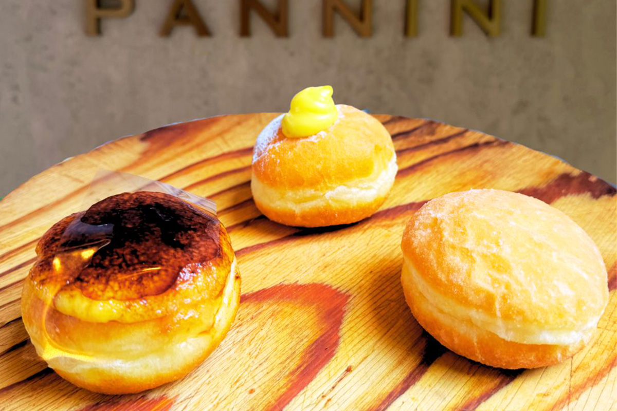 （写真左から）「ブリュレ」「瀬戸内レモン」「カスタード」各248円〜