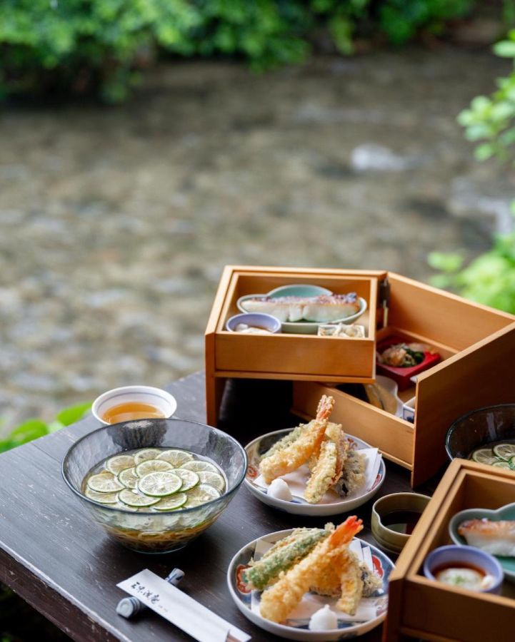 「蕎麦御膳」4500円　+「すだち蕎麦」400円に変更（要予約）