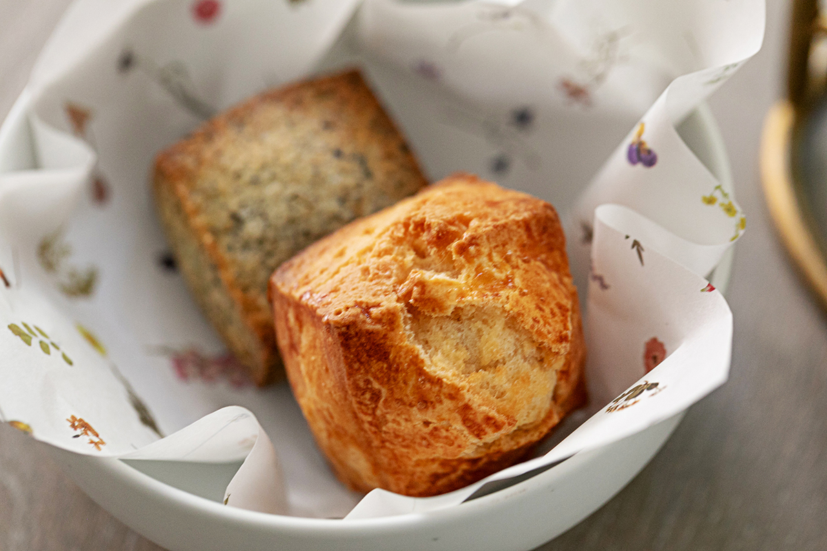 「アールグレイスコーン」「メープルバタースコーン」