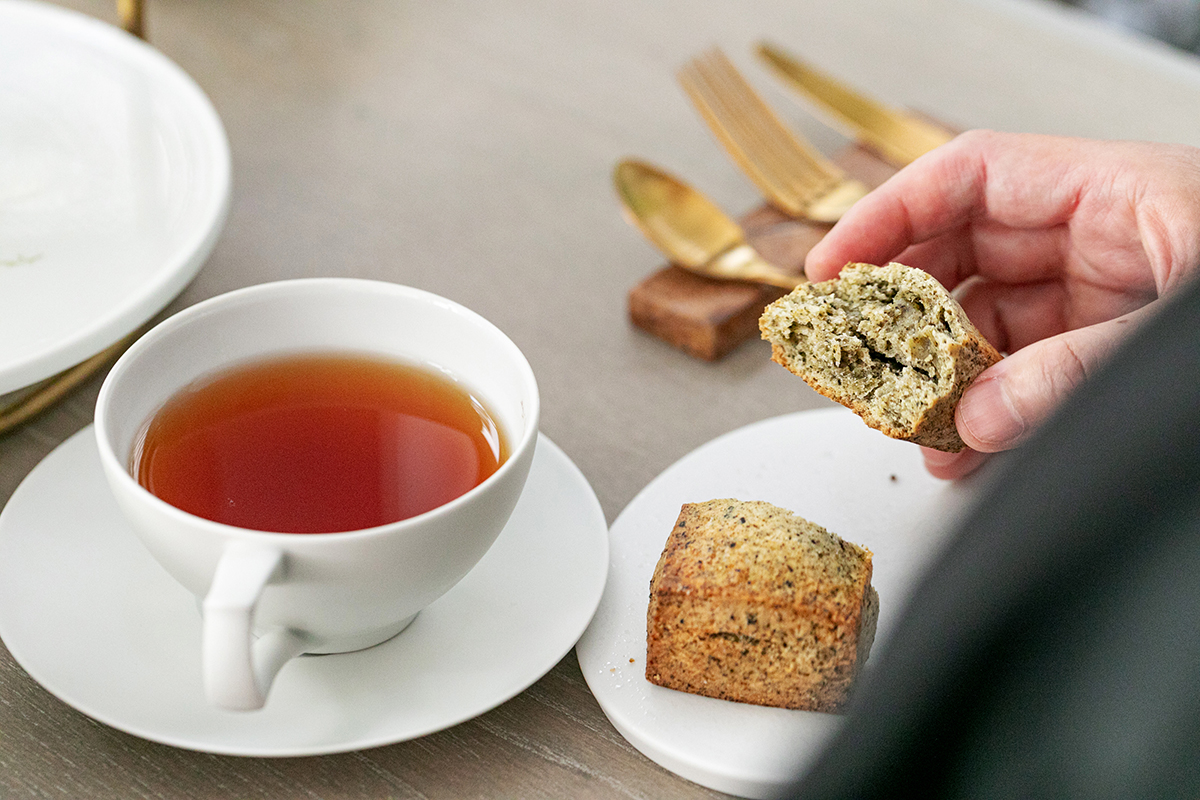 外はさくさく、中はふわふわ。ほんのりバターの香りが。食感がたまらない！