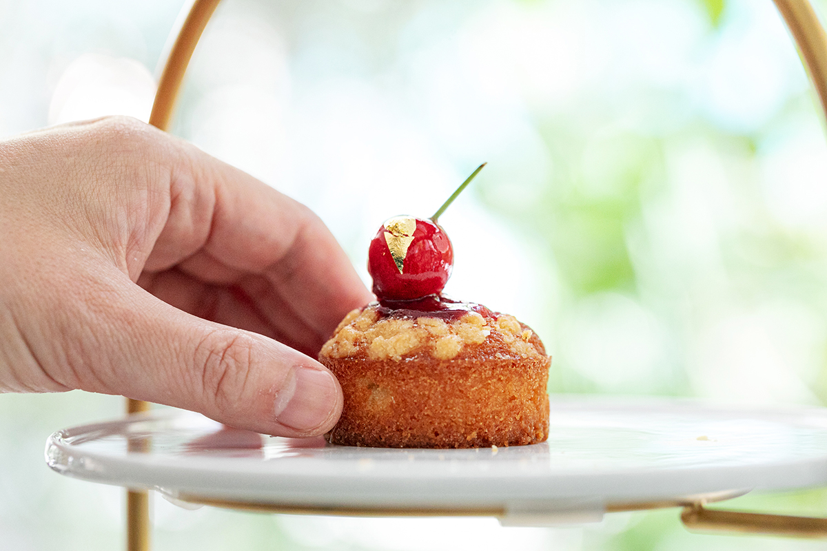 「フィナンシェピーチティー」