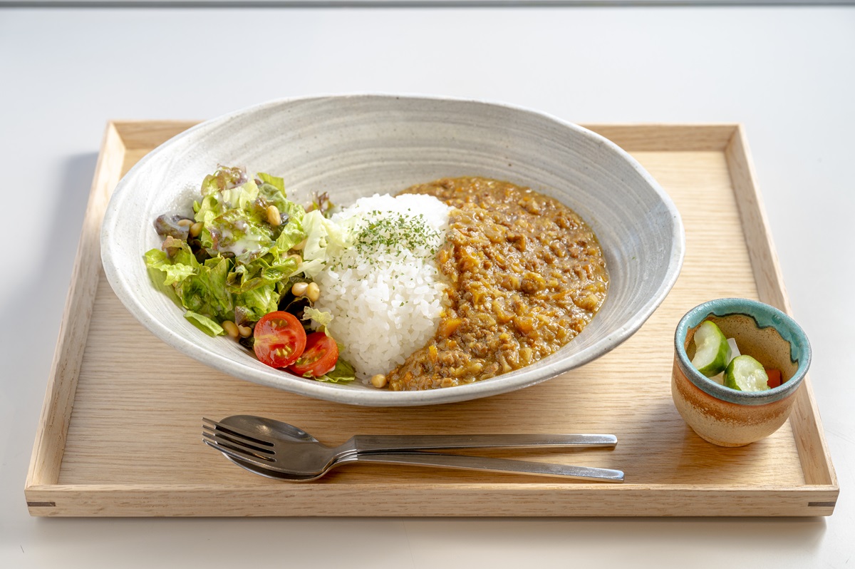 地元の根菜をたっぷり使ったキーマカレー890円。スパイシーなのにまろやか