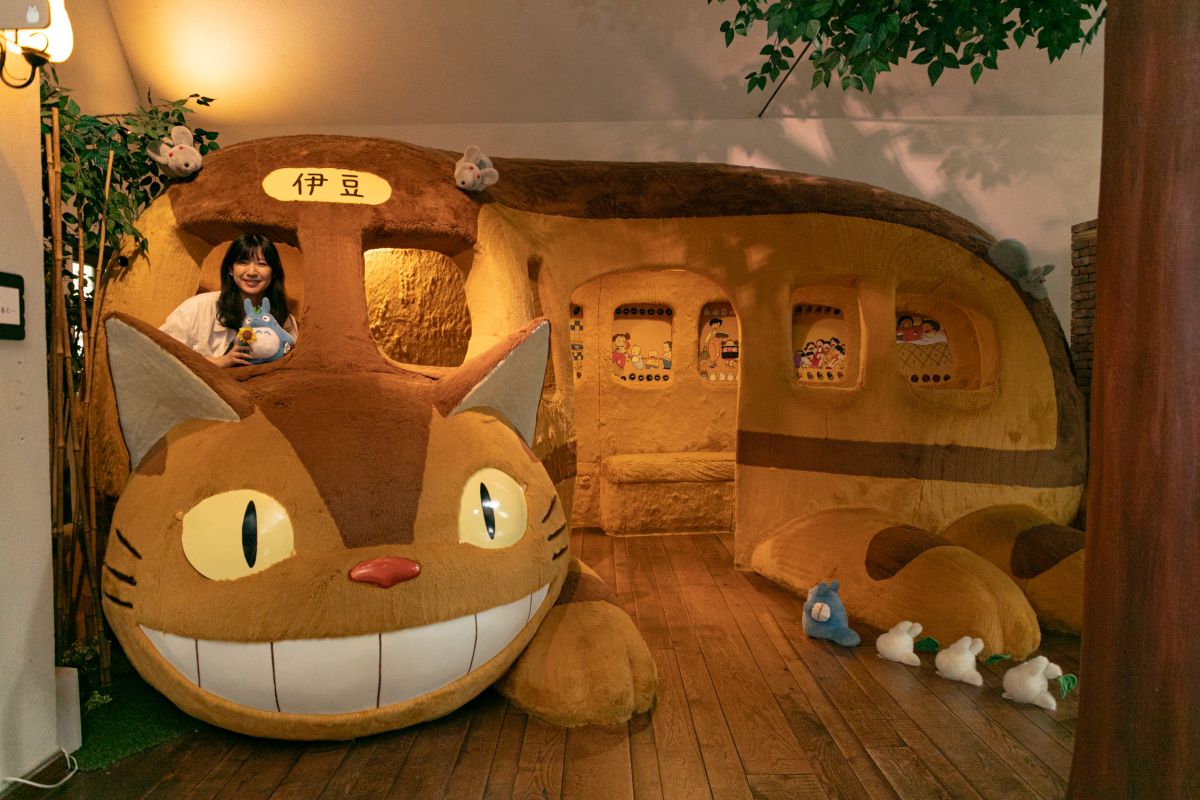 「伊豆テディベア・ミュージアム」ネコバス