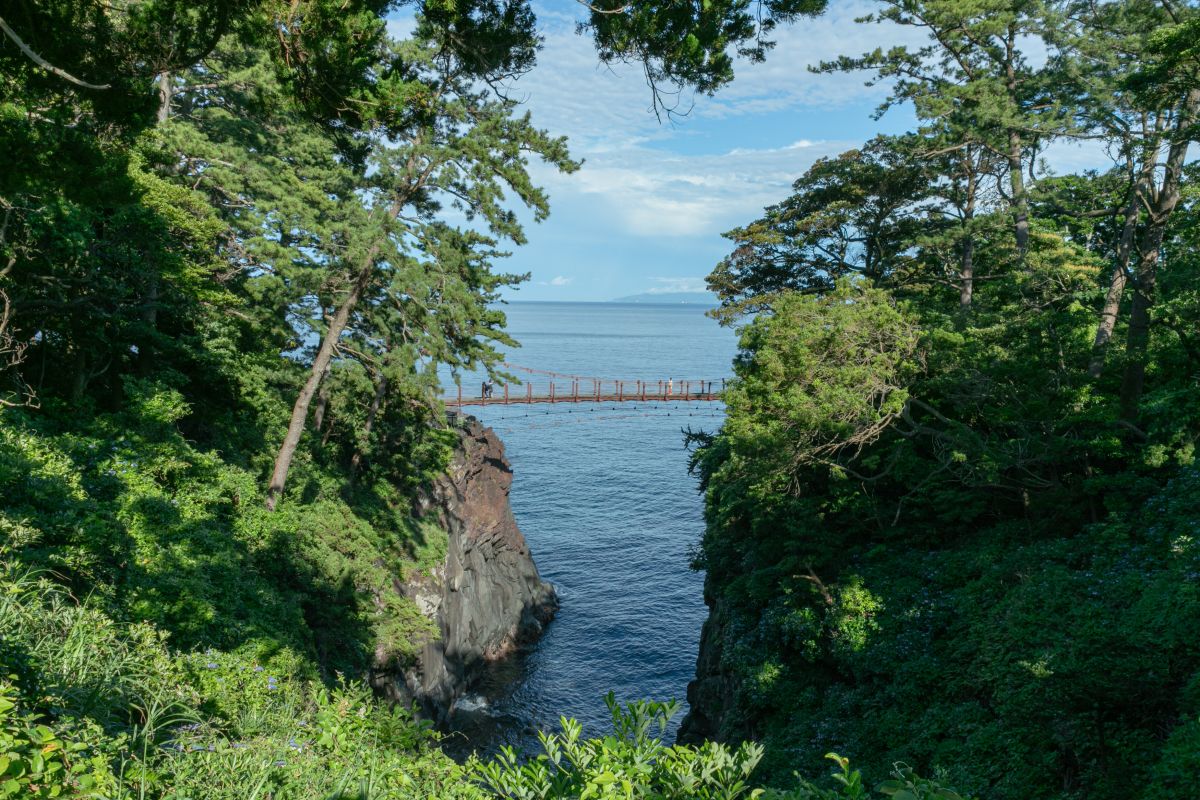 城ケ崎海岸のつり橋