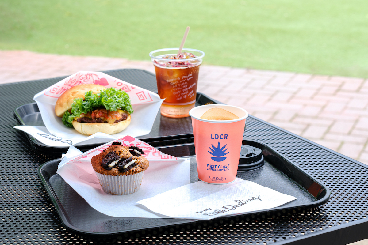 テラス席は目に映るグリーンが気持ちよくてランチもはかどる