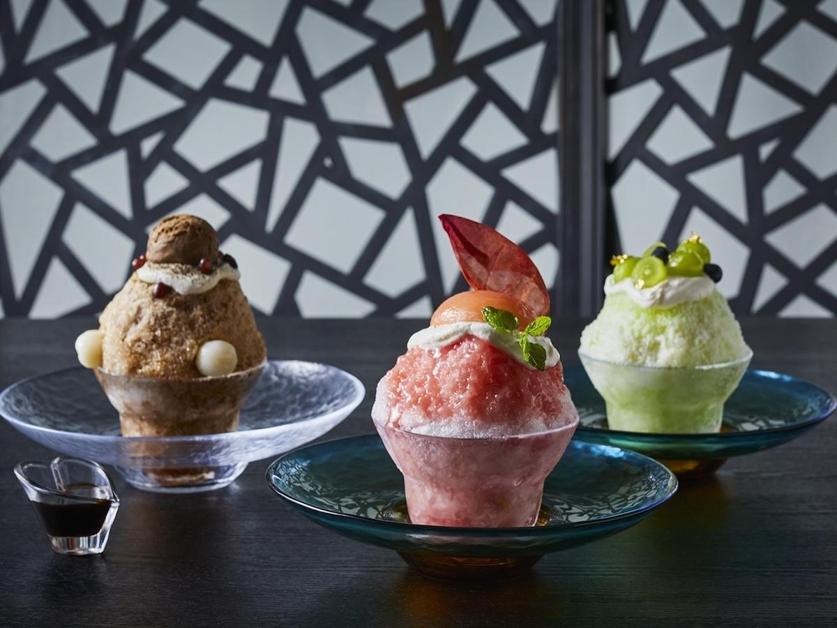 左から「ほうじ茶」、「白桃」、「シャインマスカット」各2024円　※白桃にはアルコールを使用