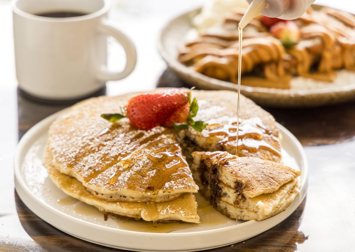 チョコレートチップ・パンケーキ $12.50