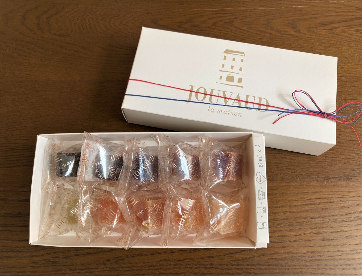 ・La maison JOUVAUD パットドゥフリュイ 10 粒入り / 1,836 円