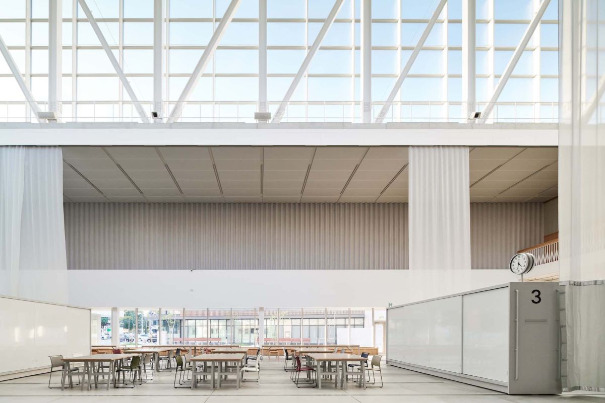 ジャイアントルーム