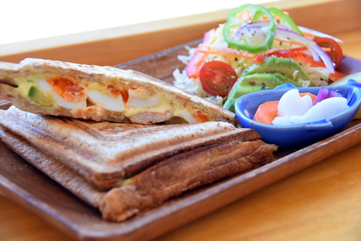 ホットサンドプレート ハムエッグ1000円