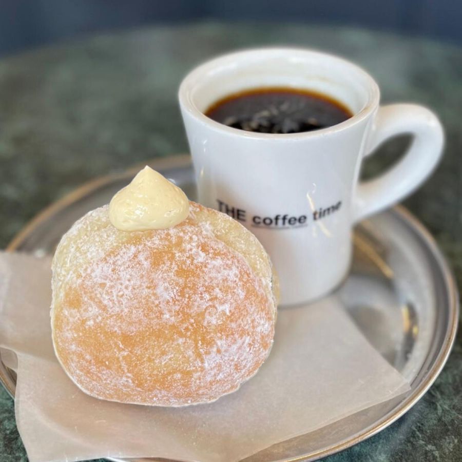 「ドーナツ」500円、「コーヒー」380円〜