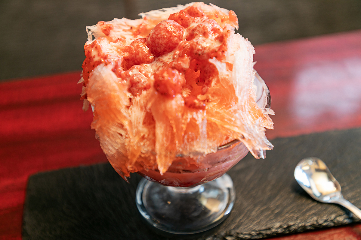 「大野屋のいちごミルク」800円