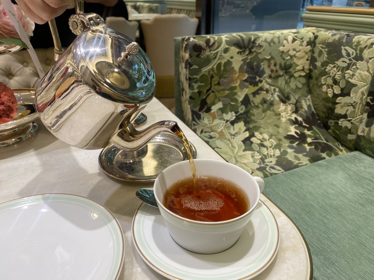 「テ メランジュ　スペシャル　ラデュレ」