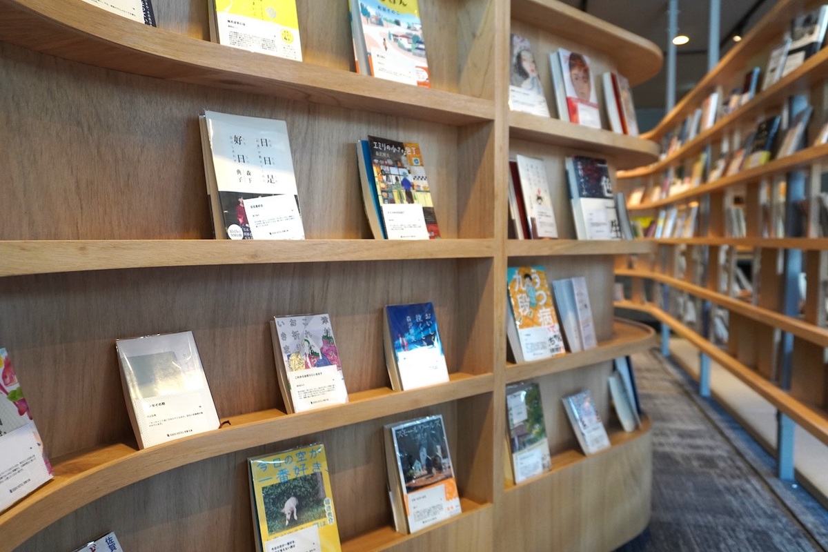 読まずにはいられない！本の迷路「ブックラビリンス」