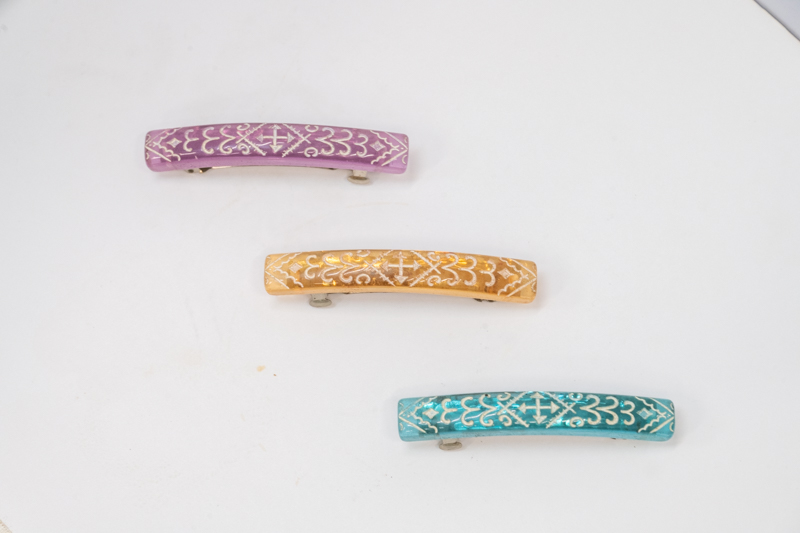 ヘアーバレッタ　各NT$50