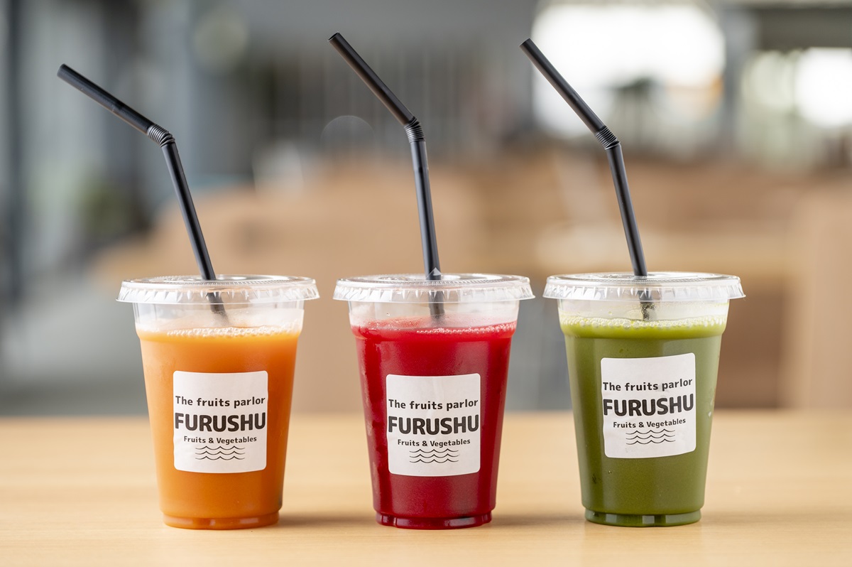 「グリーン」「オレンジ」は440円～。「レッド」は550円～